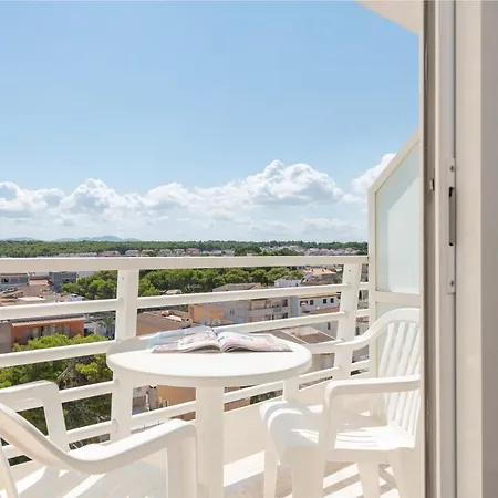 Готель O7 Nordeste Playa