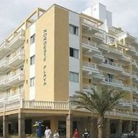 O7 Nordeste Playa Отель Кан Пикафорт